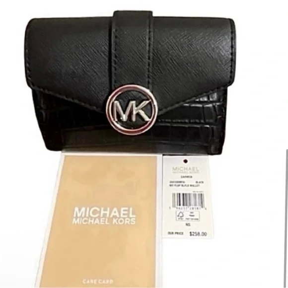 💖HOST PICK💖-NWT Authentic Michael Kors Carmen Medium Flap Wallet - Picture 6 of 7